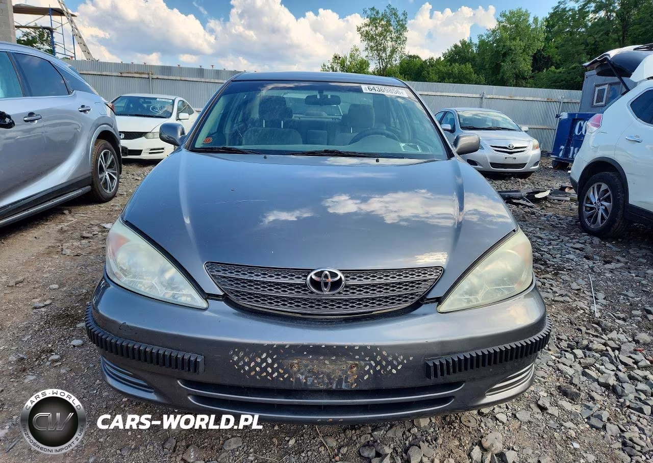 2004 Toyota Camry Le V6 VIN:4T1BF32K14U587150 - 5
