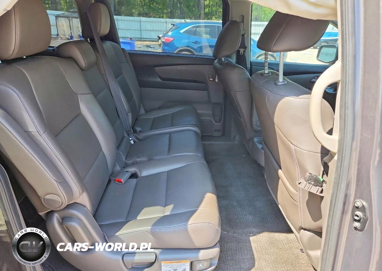 2013 Honda Odyssey Touring VIN:5FNRL5H90DB083709 - 11