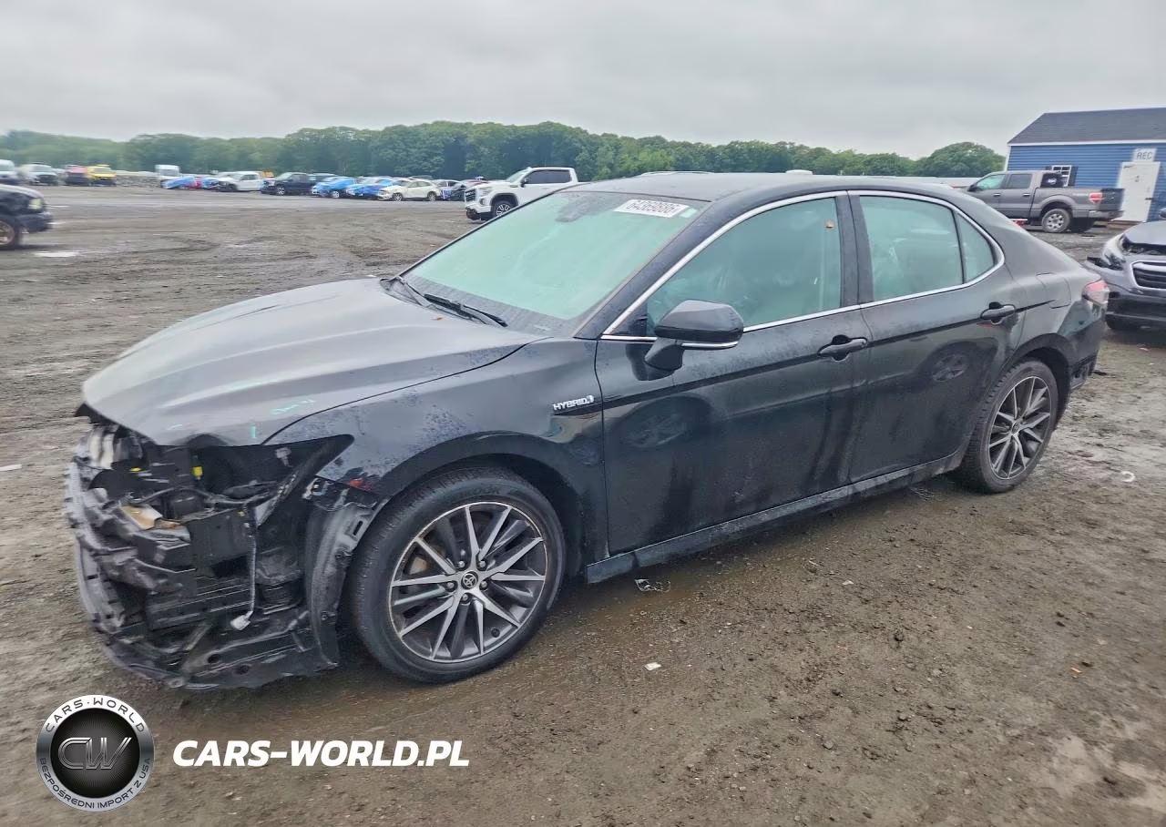2021 Toyota Camry Xle – zdjęcie 1 z 13