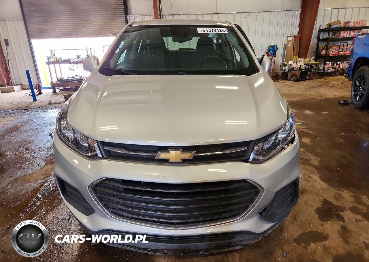 2017 Chevrolet Trax Ls VIN:3GNCJKSB1HL286192 - 5
