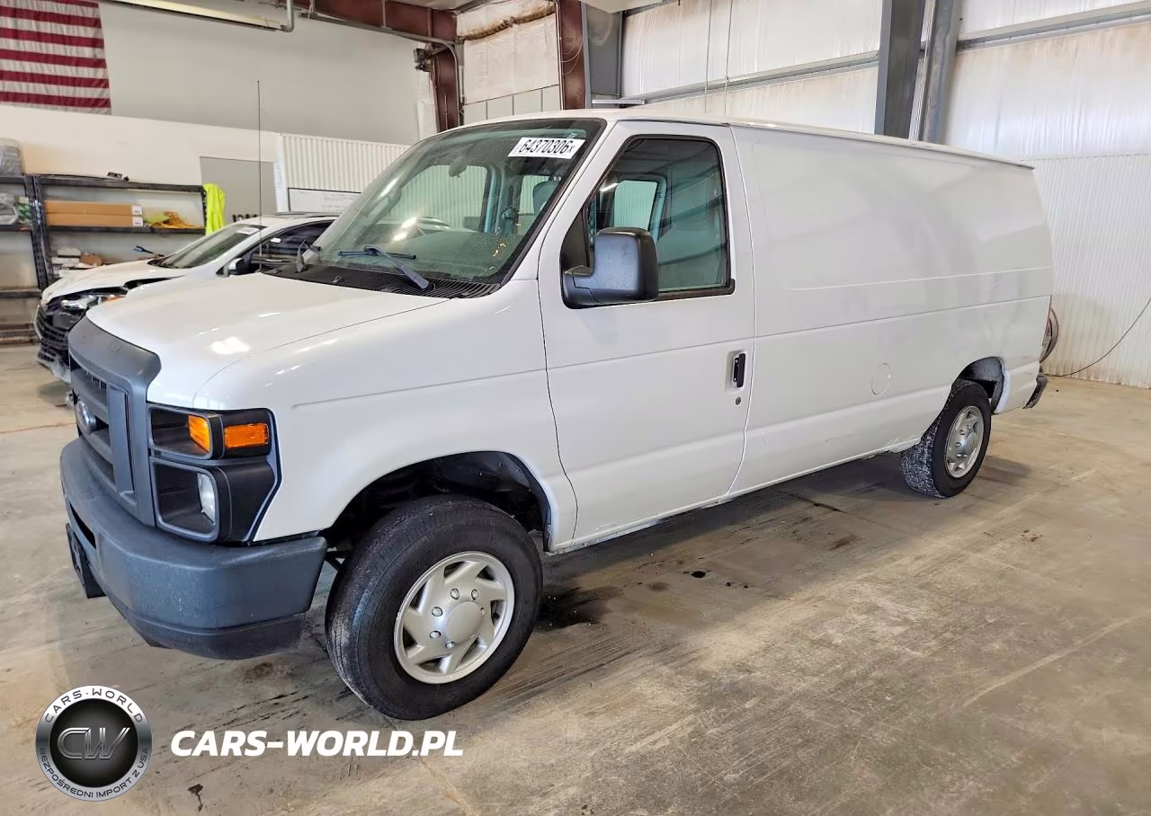 2013 Ford Econoline E150 Van – zdjęcie 1 z 12