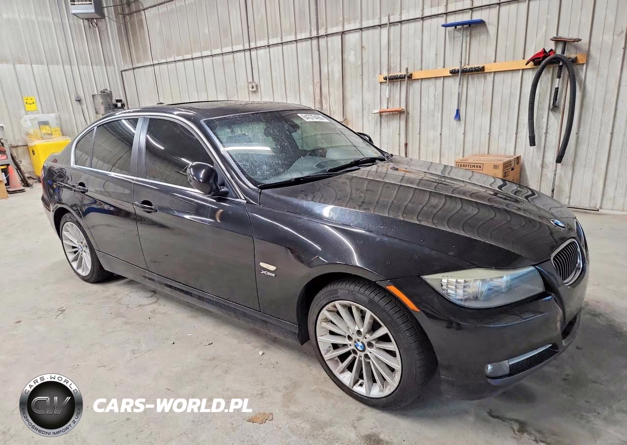 2011 BMW 335 Xi VIN:WBAPL5G50BNN23705 - 4