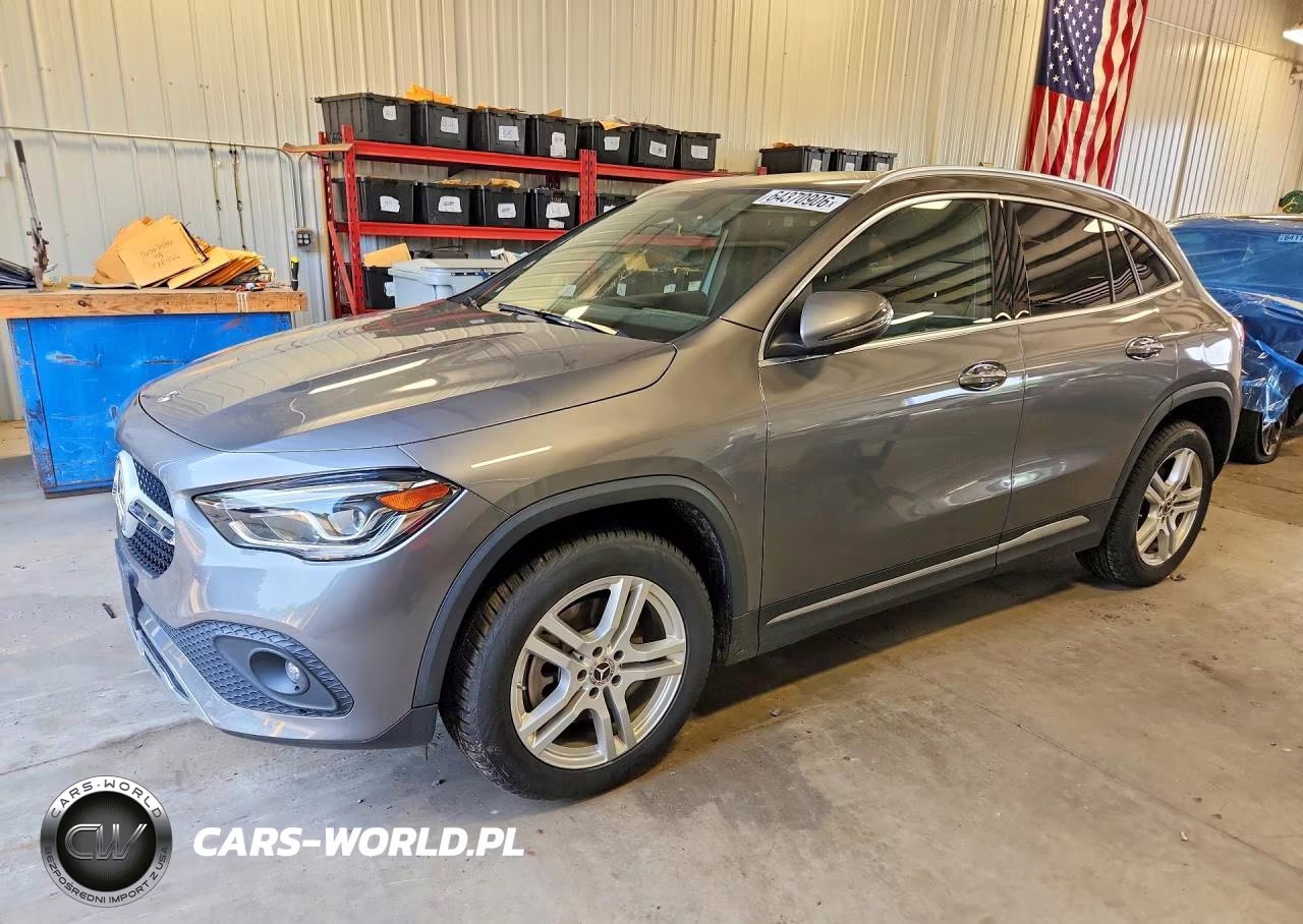 2021 Mercedes-Benz Gla 250 4Matic – zdjęcie 1 z 13