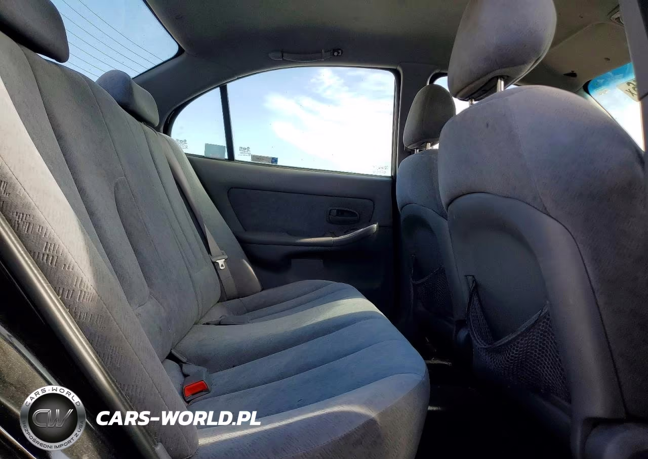 2005 Hyundai Elantra Gls VIN:KMHDN46D05U192326 - 10