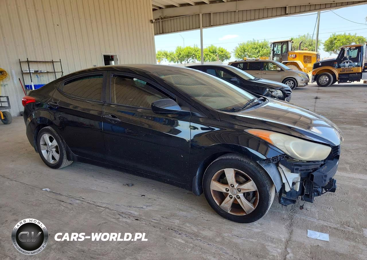 2013 Hyundai Elantra Gls VIN:5NPDH4AEXDH159287 - 4