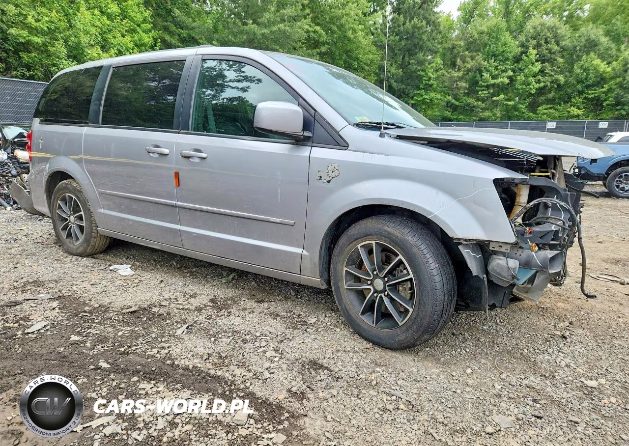 2017 Dodge Grand Caravan Gt VIN:2C4RDGEG2HR807583 - 4