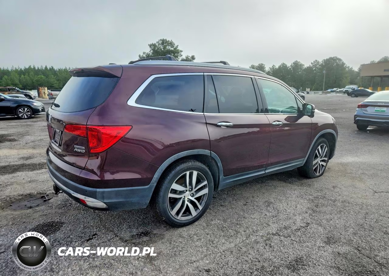 2017 Honda Pilot Touring VIN:5FNYF6H95HB030454 - 3