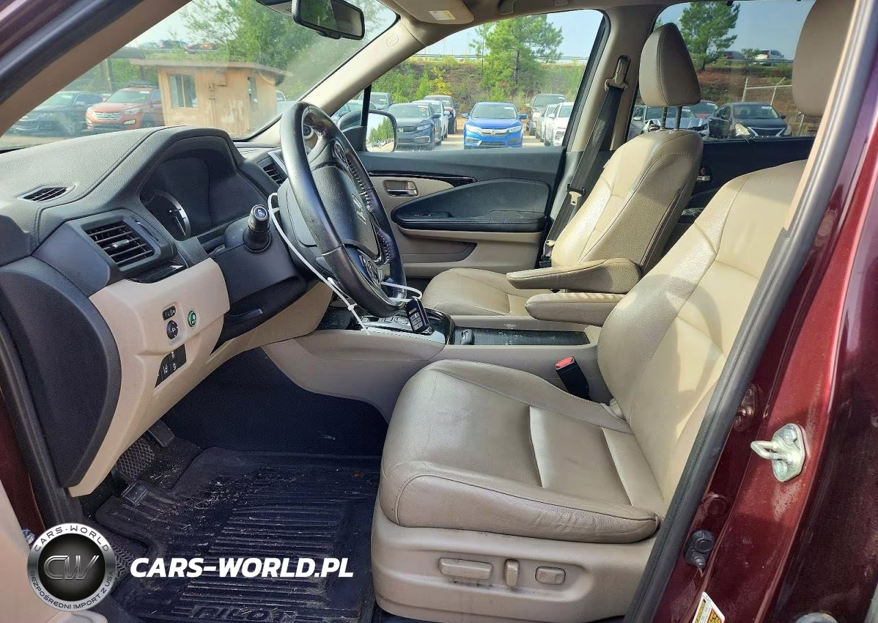 2017 Honda Pilot Touring VIN:5FNYF6H95HB030454 - 7