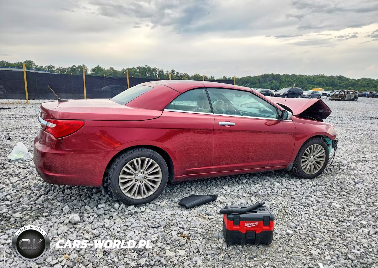 2013 Chrysler 200 Limited VIN:1C3BCBFG9DN737243 - 3