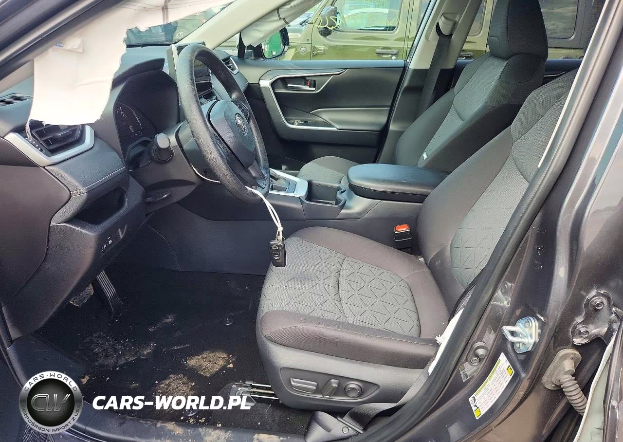 2025 Toyota Rav4 Xle VIN:2T3P1RFV6SW572482 - 7