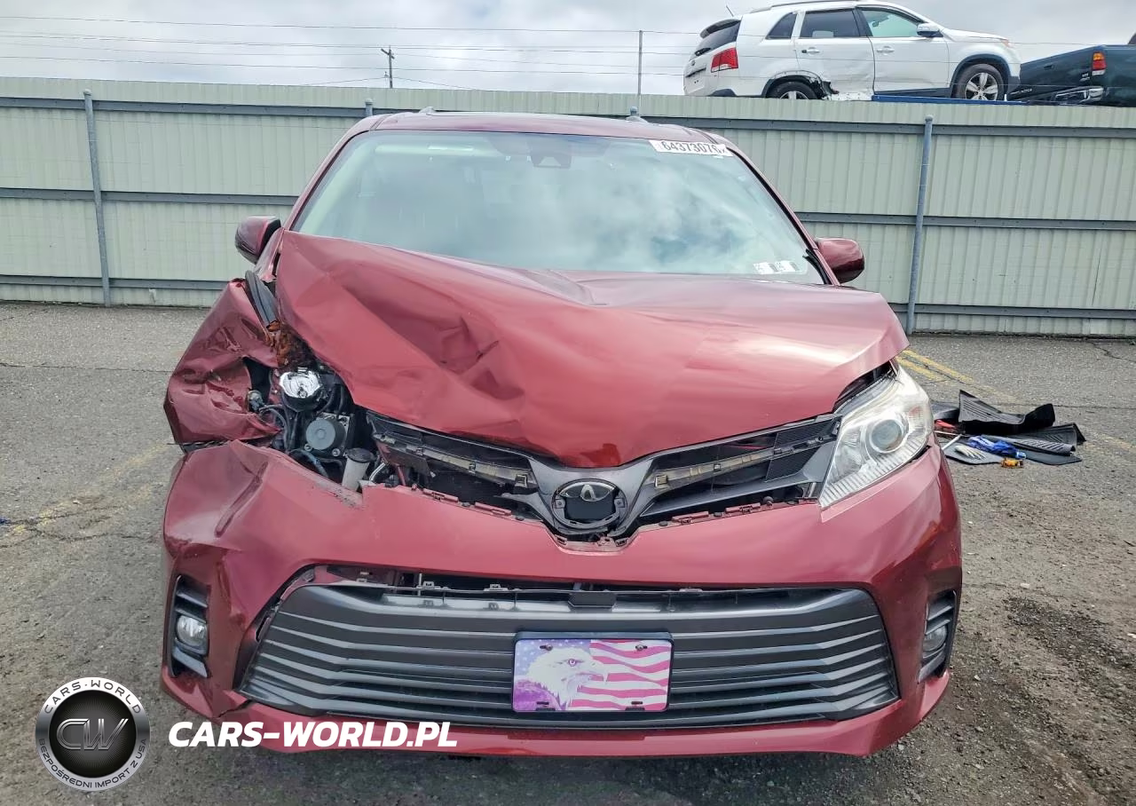 2018 Toyota Sienna Xle 8-Passenger VIN:5TDYZ3DCXJS957328 - 5