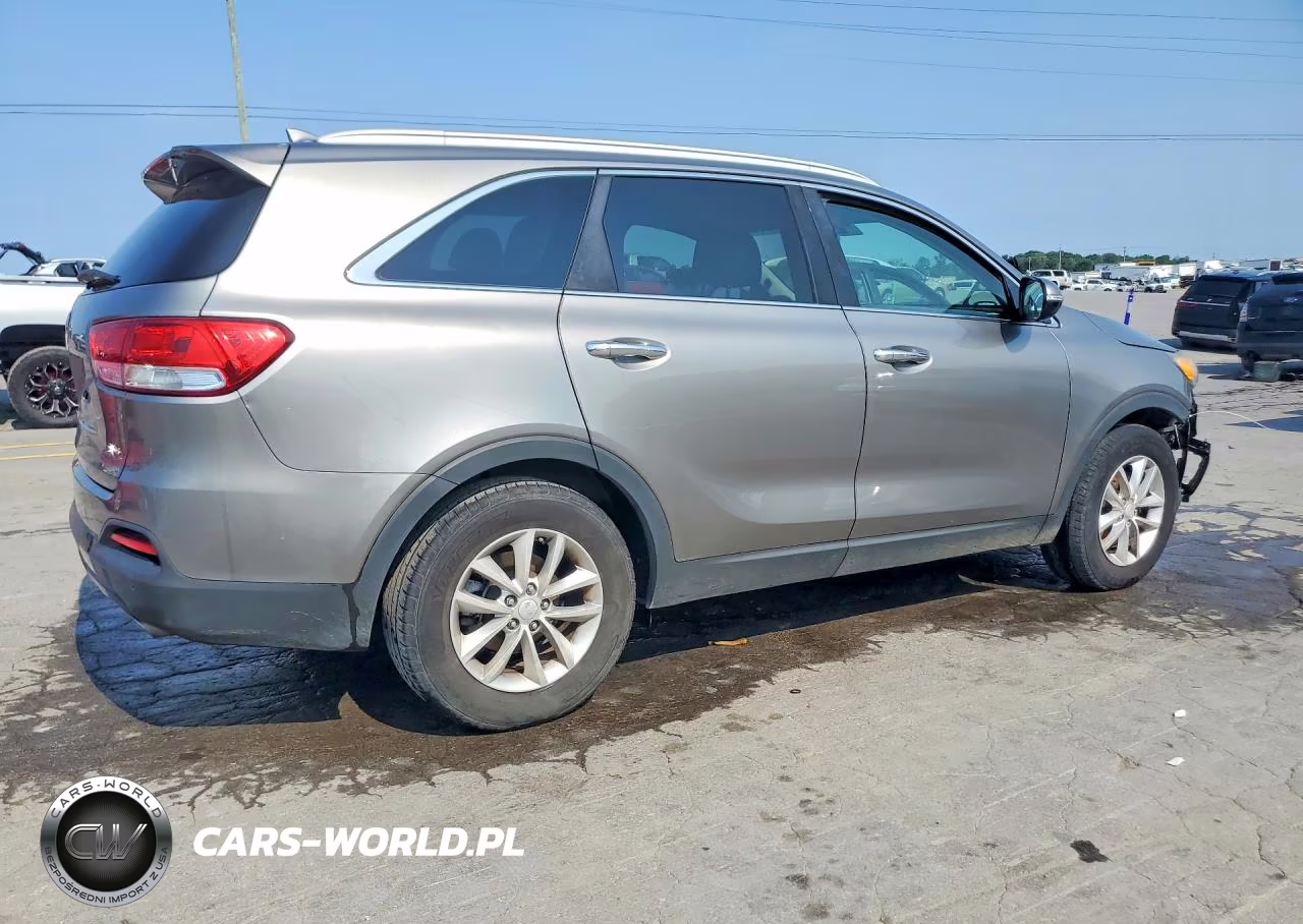 2017 Kia Sorento Lx V6 VIN:5XYPG4A58HG237305 - 3