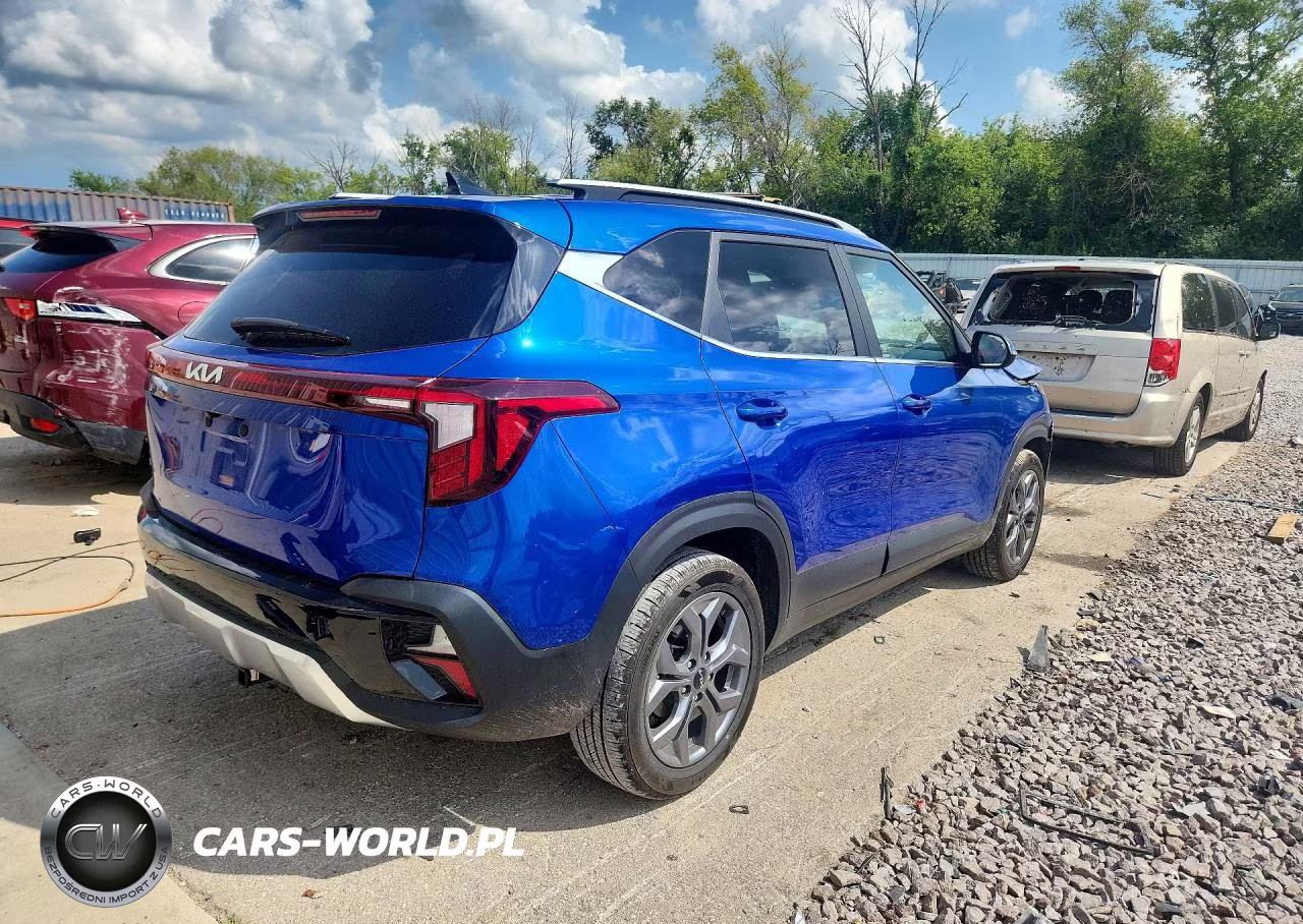 2024 Kia Seltos S VIN:KNDEU2AA1R7610376 - 3