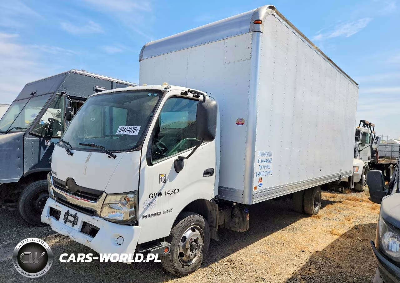 2016 Hino 155 Box Truck