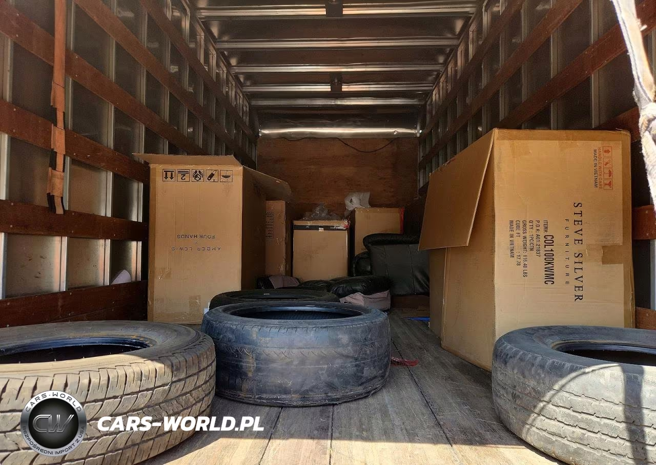 2016 Hino 155 Box Truck VIN:JHHXDM1H0GK004303 - 10