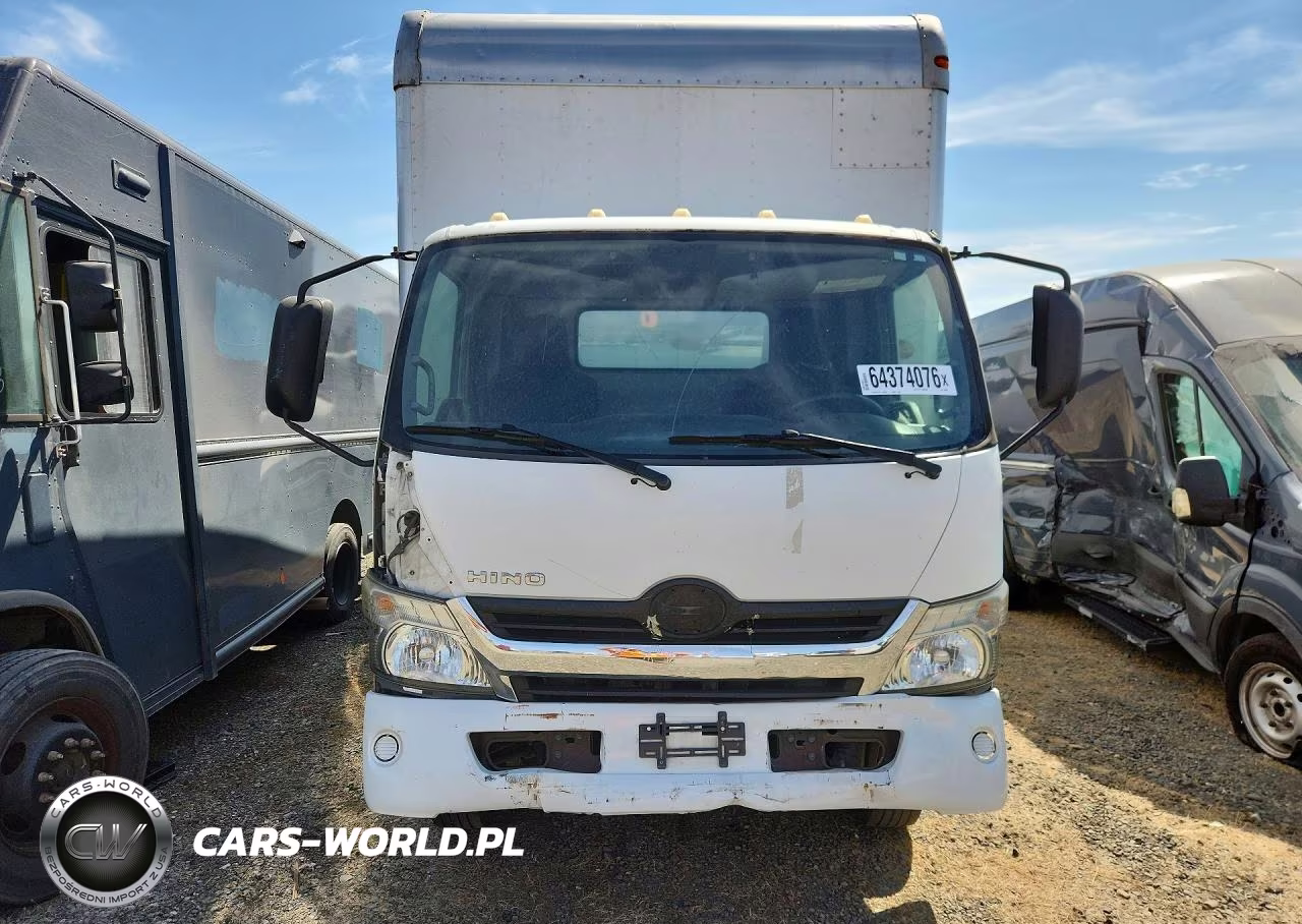 2016 Hino 155 Box Truck VIN:JHHXDM1H0GK004303 - 5