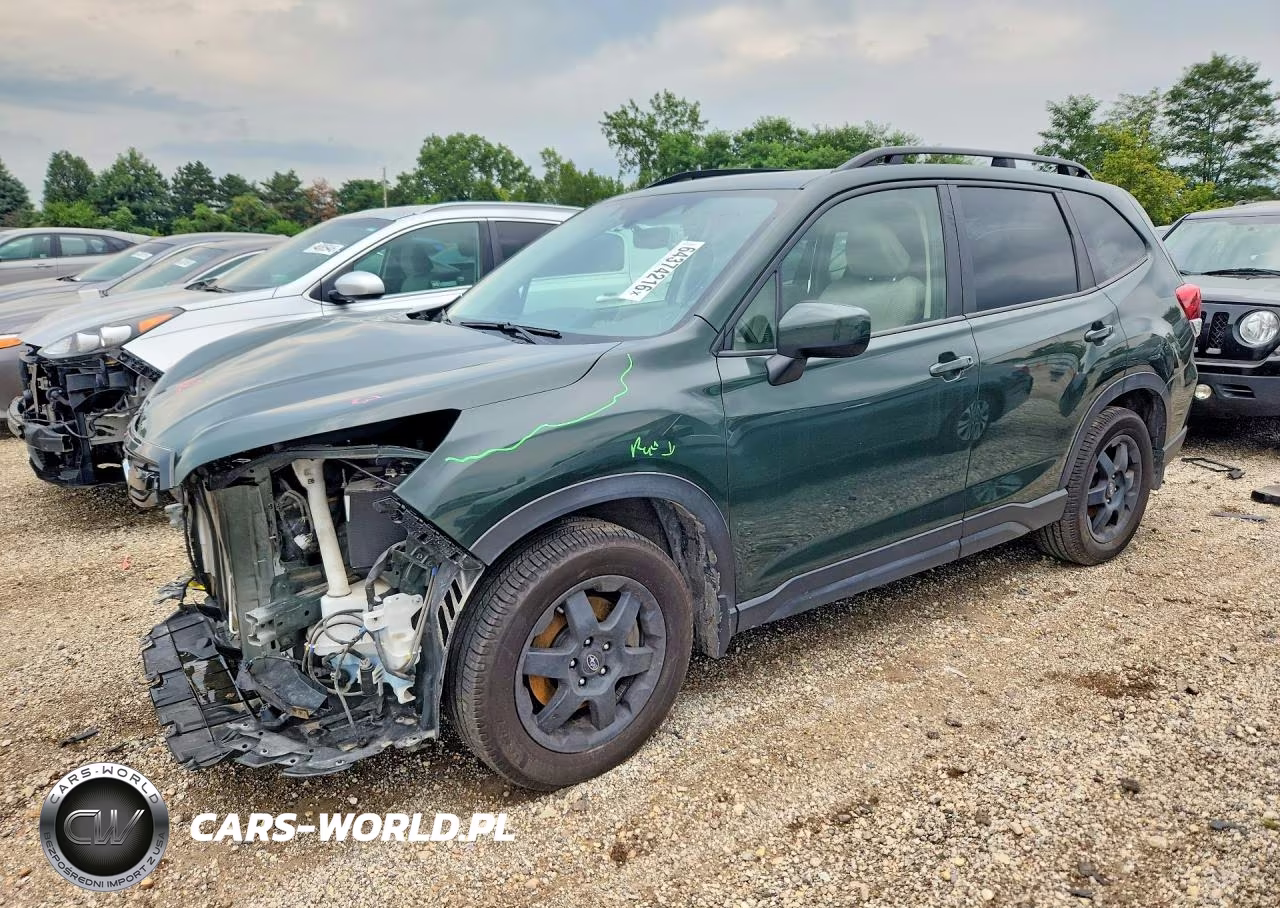 2023 Subaru Forester Premium – zdjęcie 1 z 13