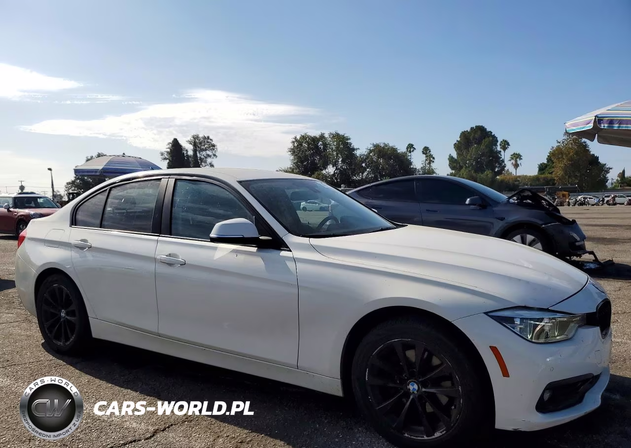 2017 BMW 320 I VIN:WBA8E1G3XHNU17387 - 4