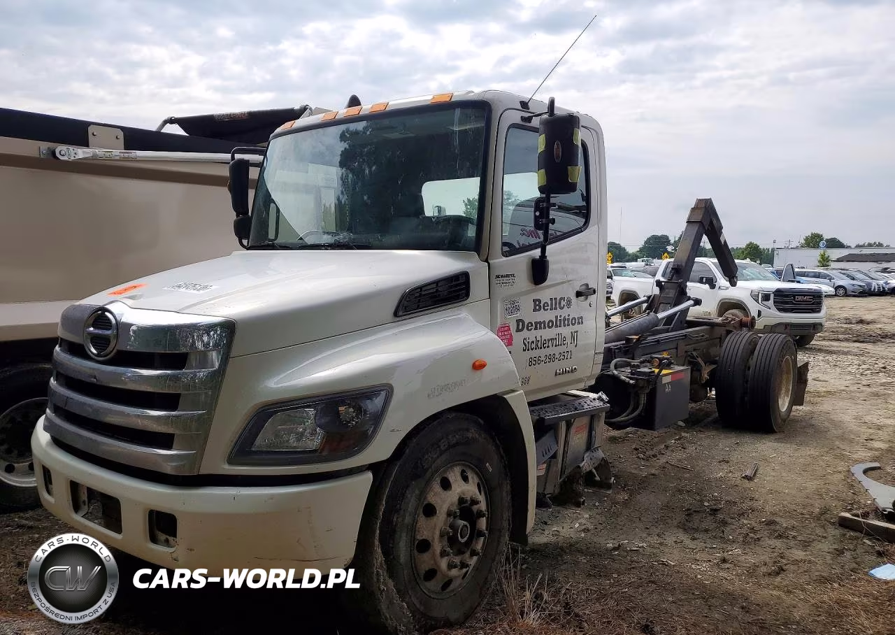 2017 Hino 338 Tow Truck VIN:5PVNV8JV5H4S57014 - 1