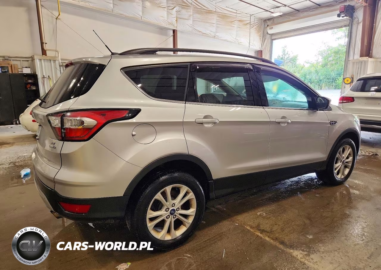 2017 Ford Escape Se VIN:1FMCU9GDXHUC21247 - 3