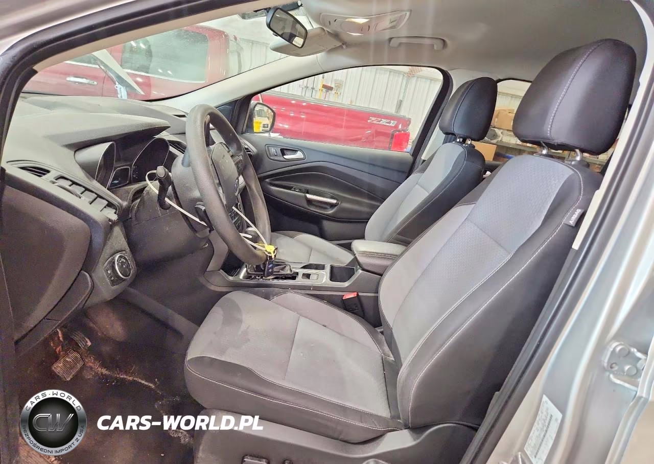 2017 Ford Escape Se VIN:1FMCU9GDXHUC21247 - 7