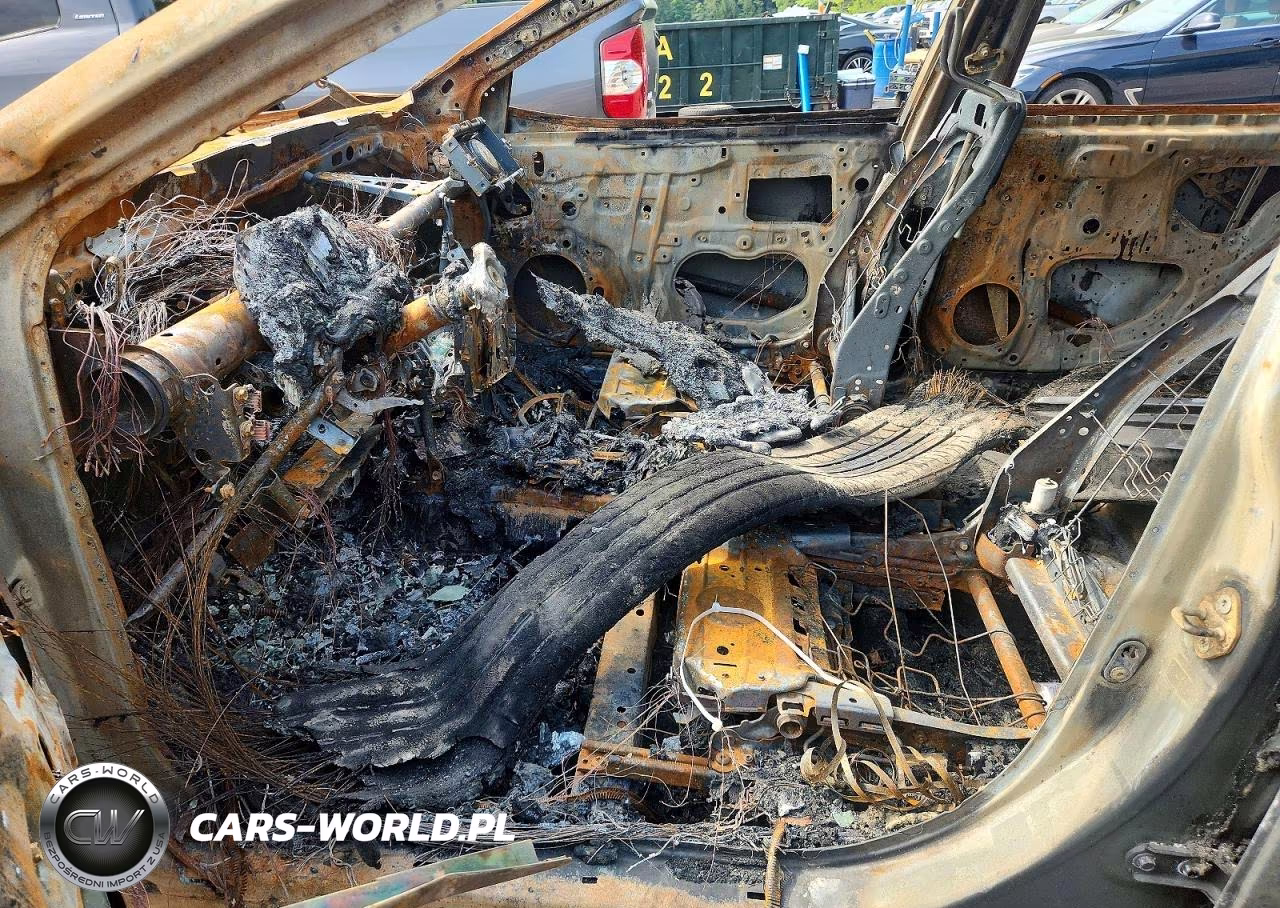 2020 Toyota Camry Se VIN:4T1G11AK3LU917928 - 7