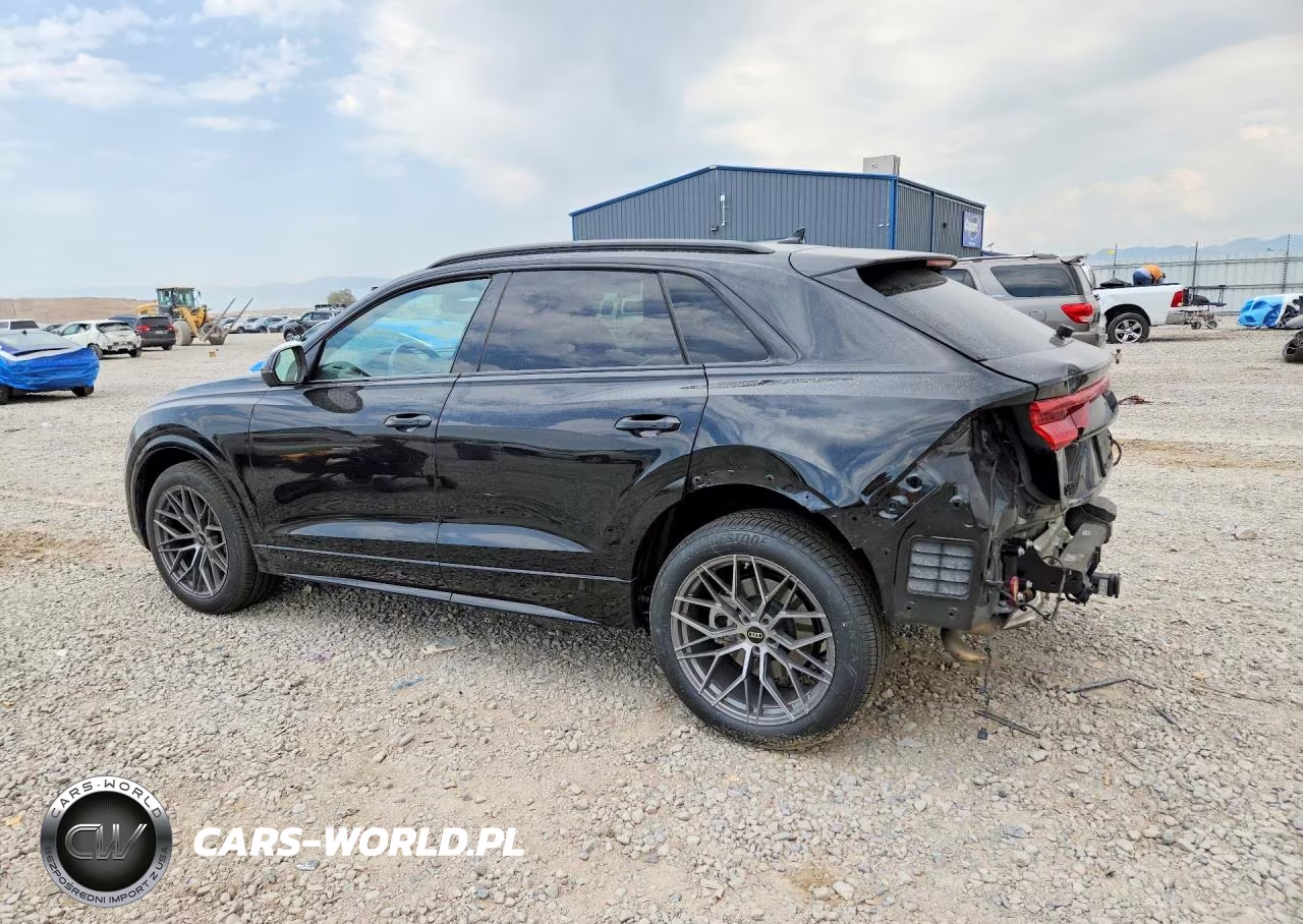 2023 Audi Q8 Premium VIN:WA1AVBF18PD011181 - 2