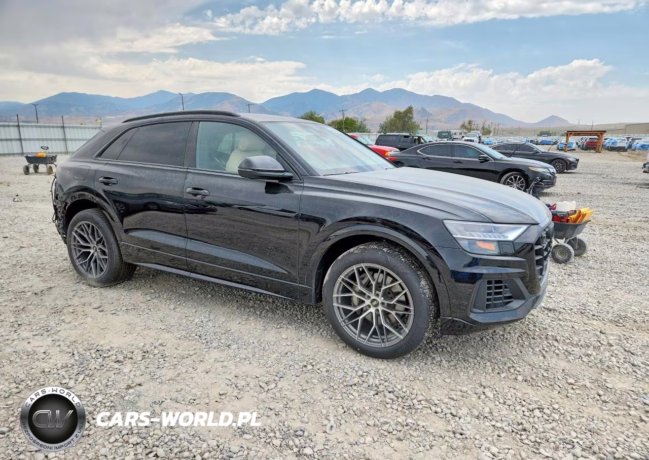 2023 Audi Q8 Premium VIN:WA1AVBF18PD011181 - 4