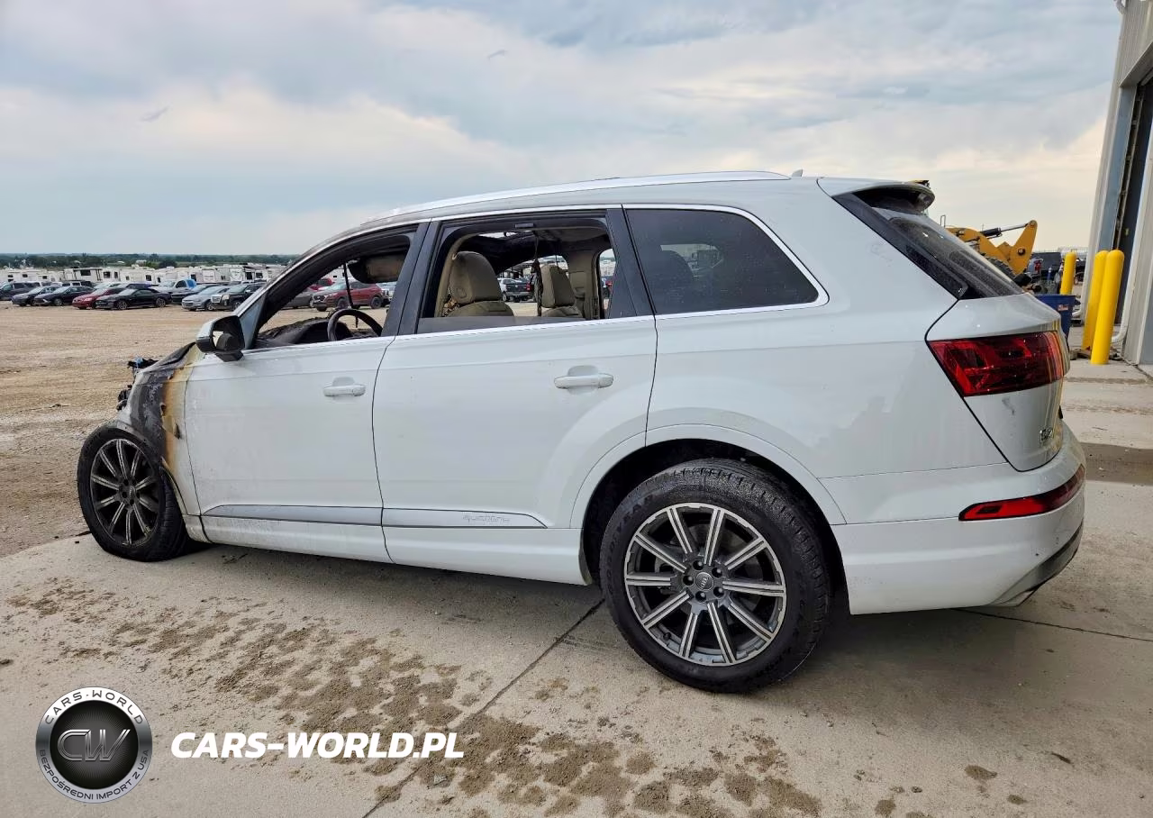 2017 Audi Q7 Premium Plus VIN:WA1LAAF79HD035672 - 2