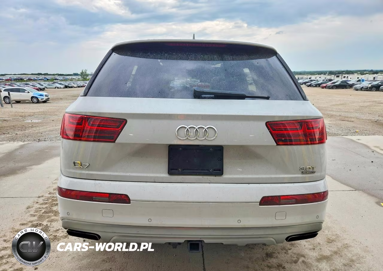 2017 Audi Q7 Premium Plus VIN:WA1LAAF79HD035672 - 6