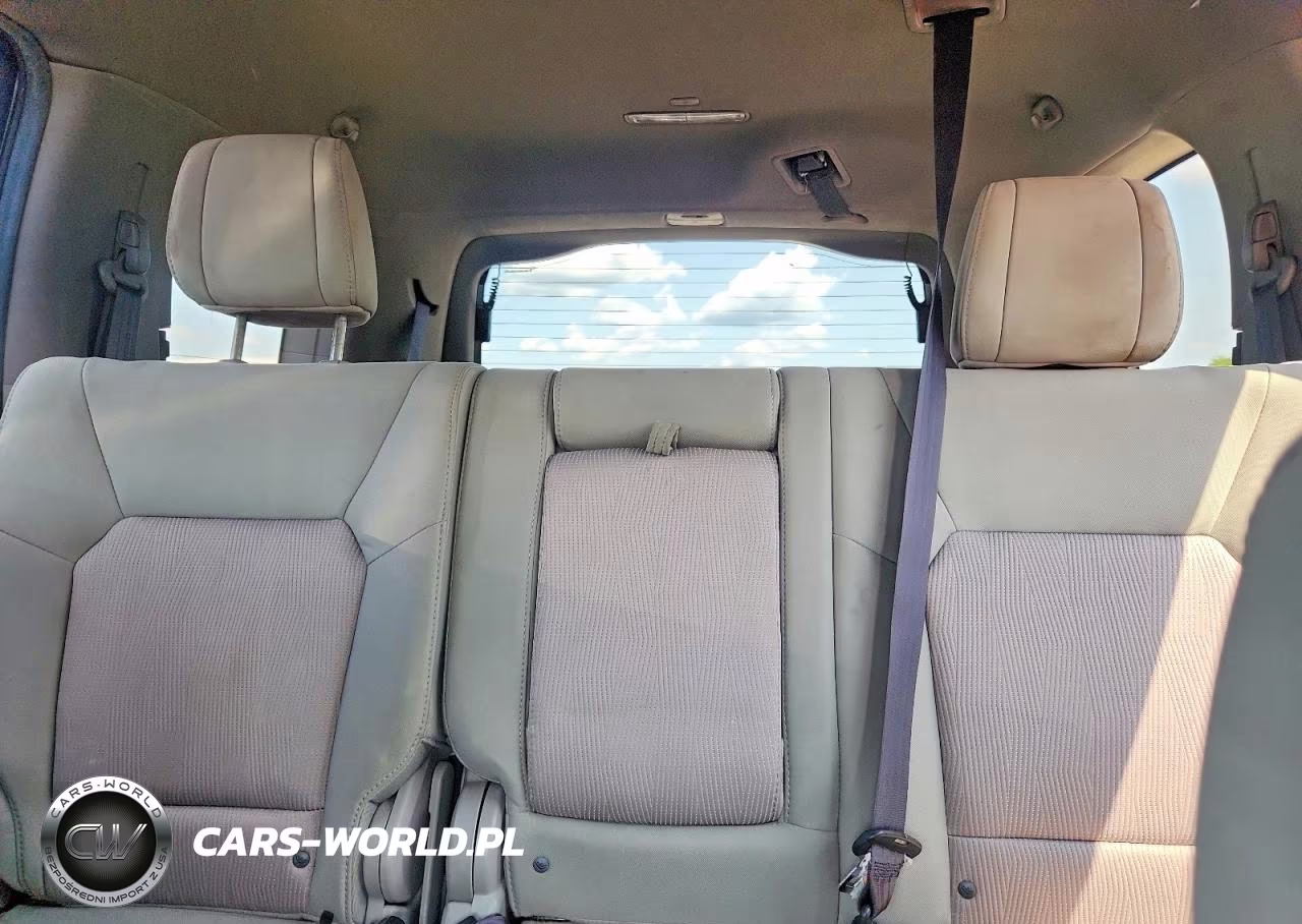 2012 Honda Pilot Ex VIN:5FNYF4H43CB050719 - 10