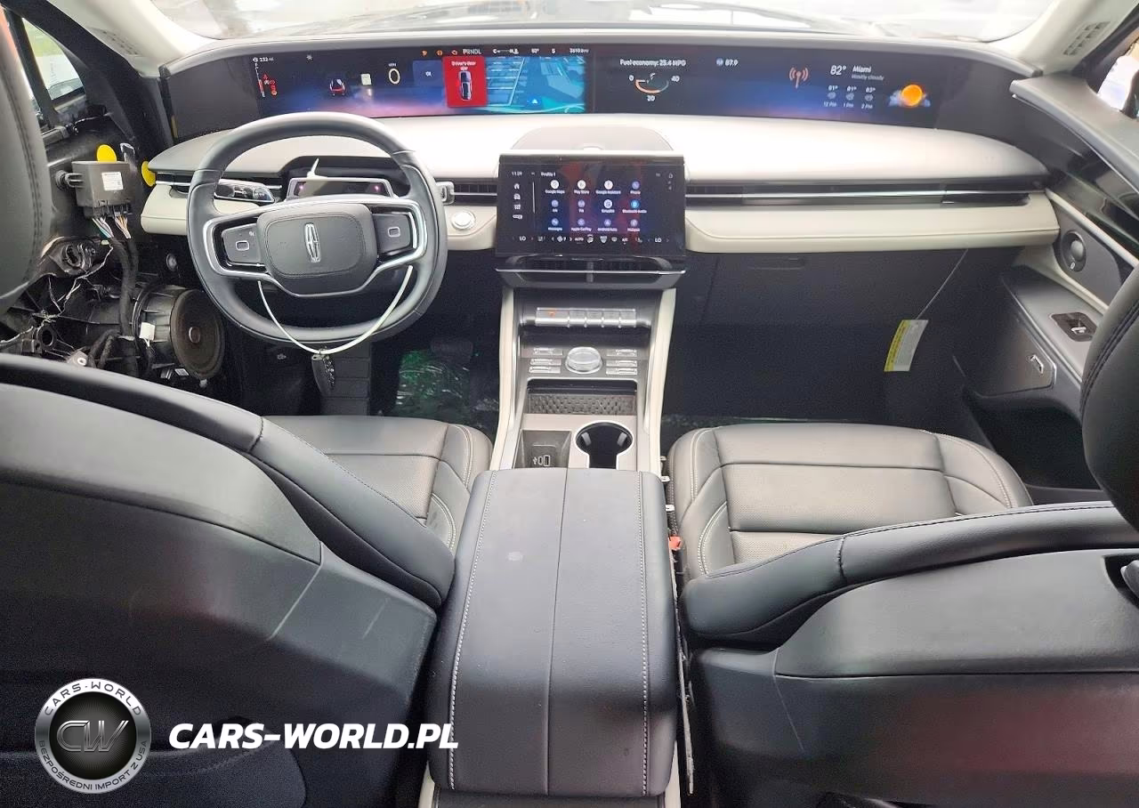 2025 Lincoln Nautilus Premiere VIN:5LMPJ8JA4SJ909544 - 8
