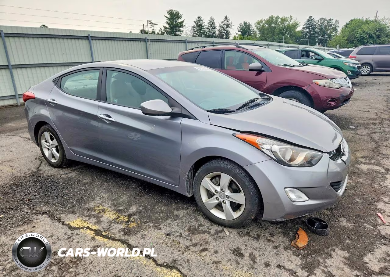 2012 Hyundai Elantra Gls VIN:KMHDH4AE9CU427522 - 4
