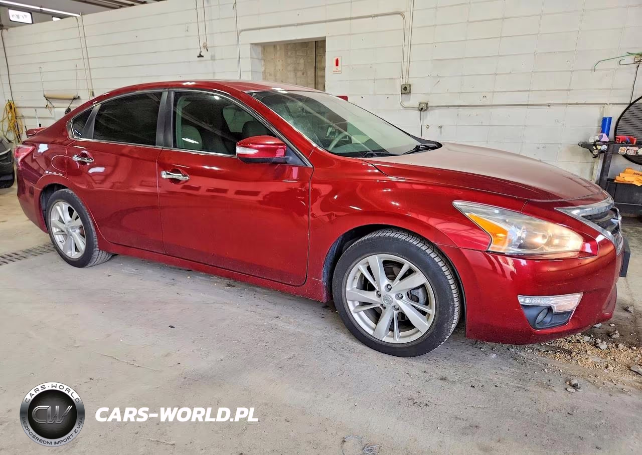 2013 Nissan Altima 2.5 VIN:1N4AL3AP2DC135015 - 4