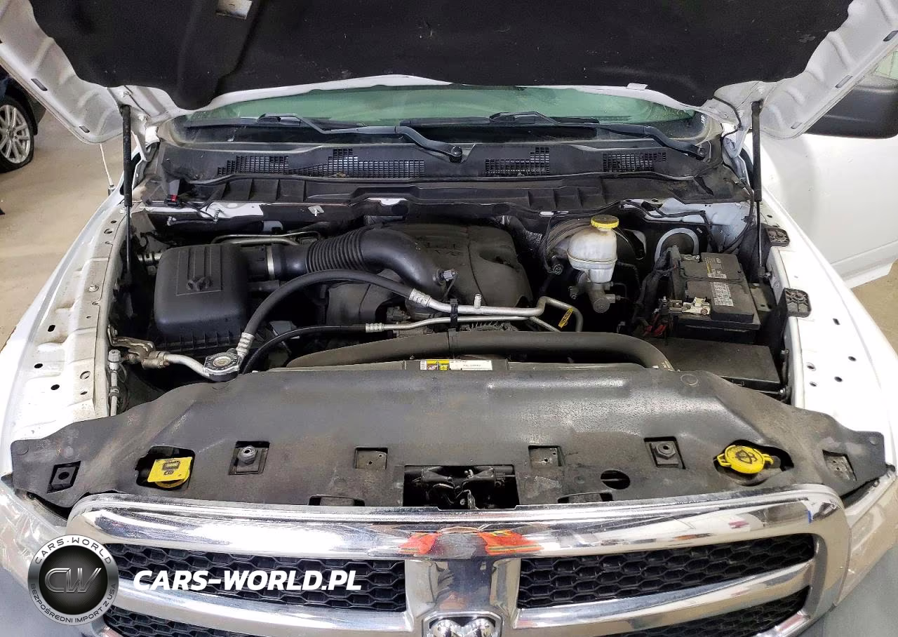 2018 Ram 1500 St VIN:3C6JR6DT9JG181010 - 11