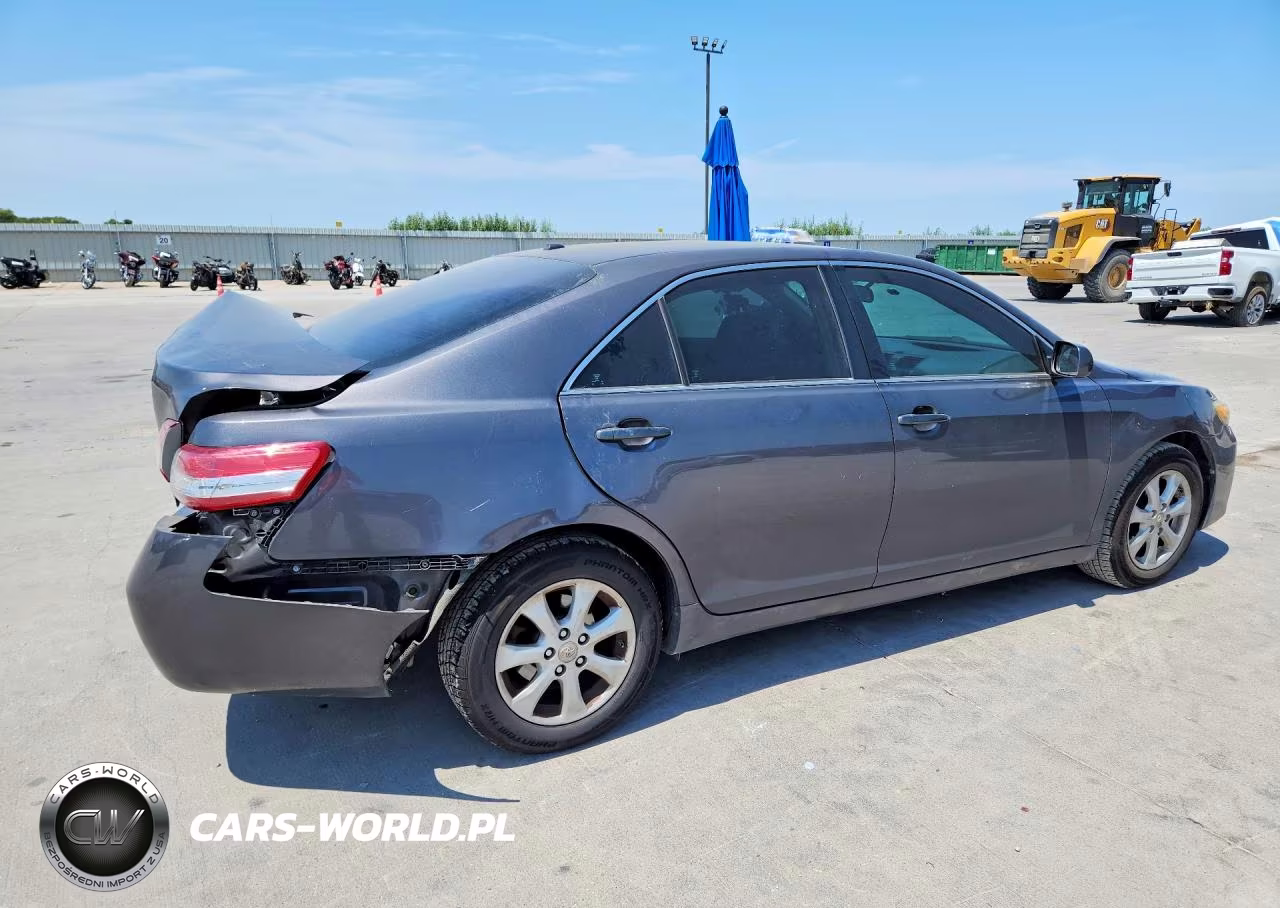 2011 Toyota Camry Le VIN:4T4BF3EK2BR183062 - 3