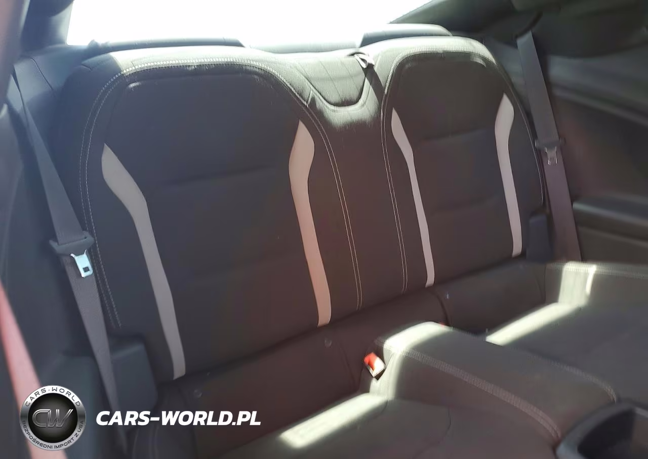 2018 Chevrolet Camaro Lt VIN:1G1FB1RS3J0114003 - 10