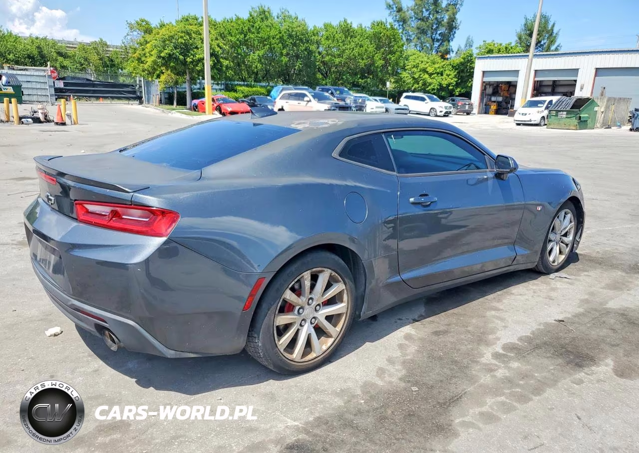 2018 Chevrolet Camaro Lt VIN:1G1FB1RS3J0114003 - 3