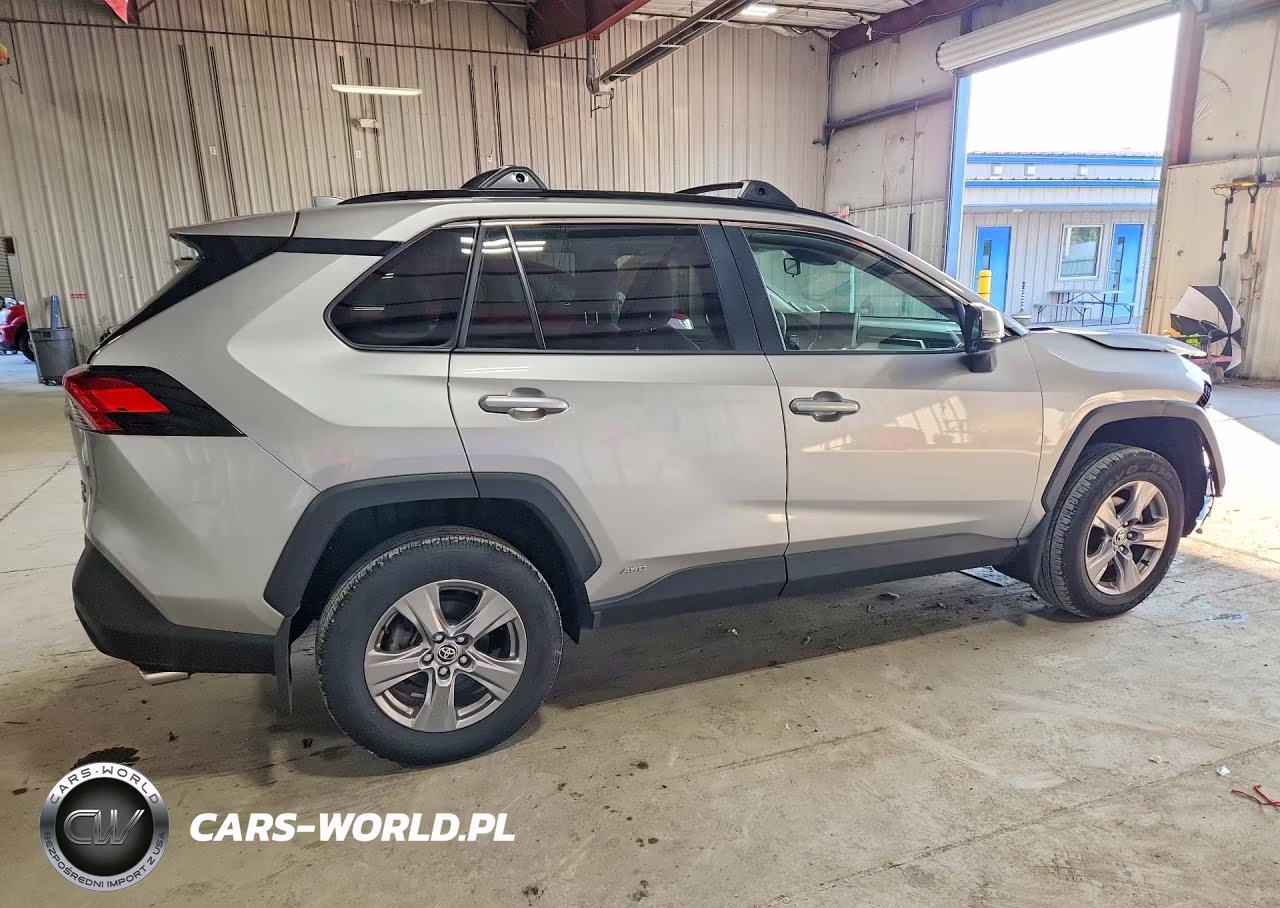 2025 Toyota Rav4 Hybrid Xle VIN:JTMRWRFV7SJ079855 - 3