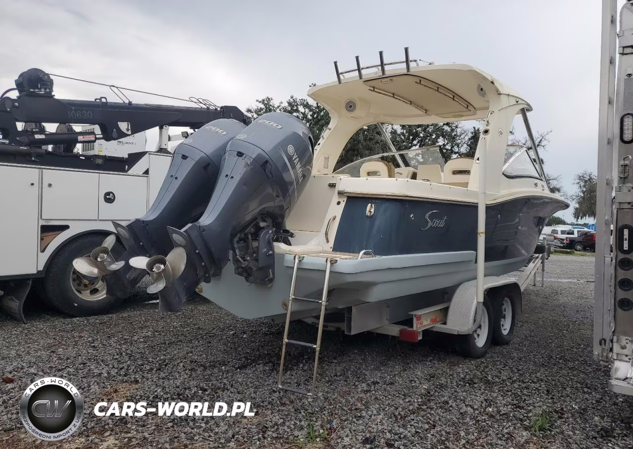 2017 Scout Fishing Boat VIN:SLPLP550E617 - 4