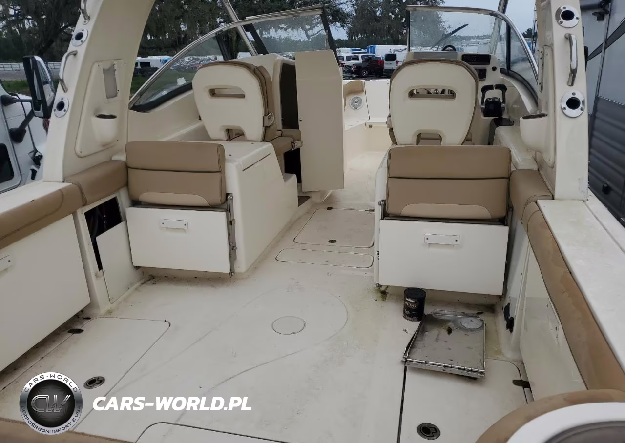 2017 Scout Fishing Boat VIN:SLPLP550E617 - 6