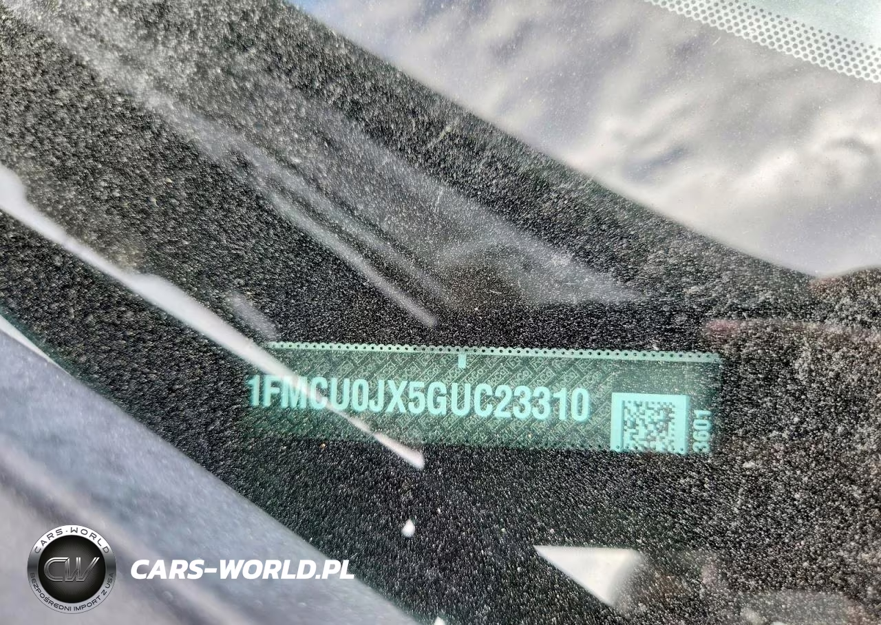 2016 Ford Escape Titanium VIN:1FMCU0JX5GUC23310 - 12