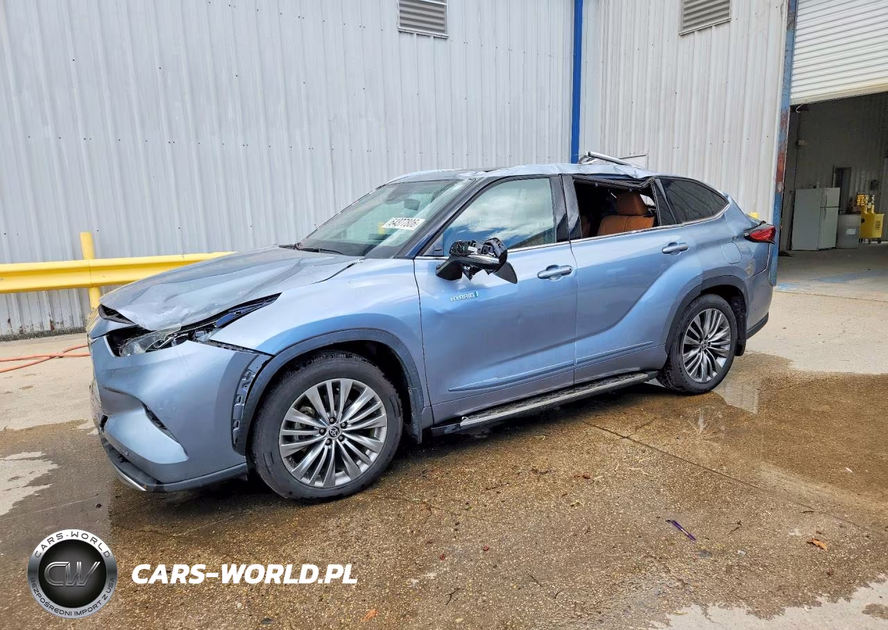 2021 Toyota Highlander Hybrid Platinum