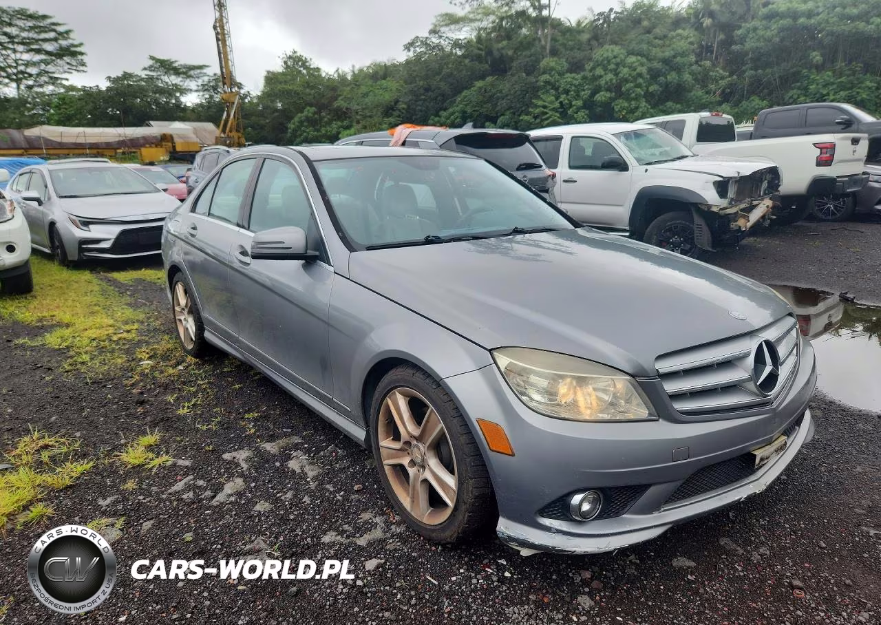 2010 Mercedes-Benz C 300 VIN:WDDGF5EB5AR102031 - 4