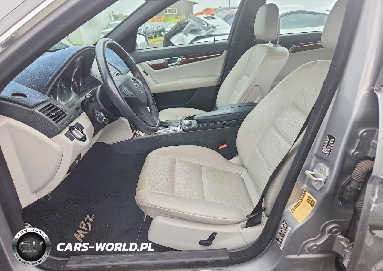 2010 Mercedes-Benz C 300 VIN:WDDGF5EB5AR102031 - 7