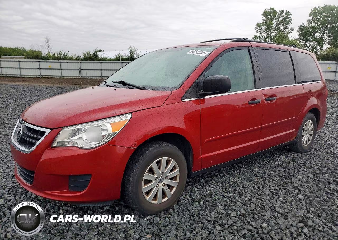 2009 Volkswagen Routan S