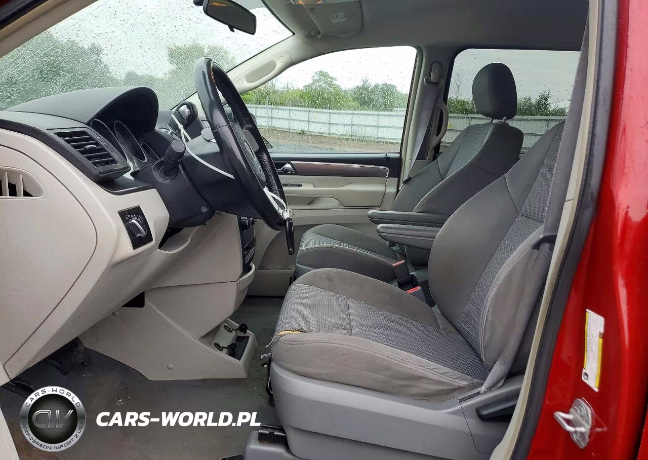 2009 Volkswagen Routan S VIN:2V8HW44109R549670 - 7