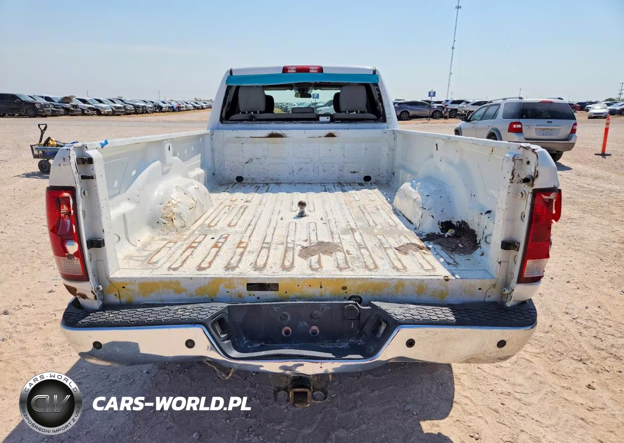 2018 Ram 2500 St VIN:3C6UR4HL3JG394918 - 6