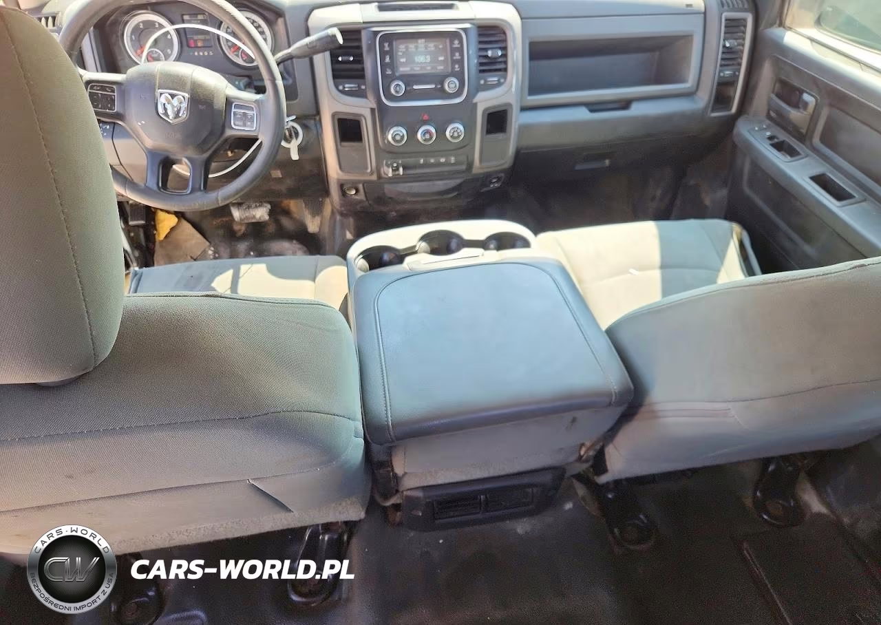 2018 Ram 2500 St VIN:3C6UR4HL3JG394918 - 8