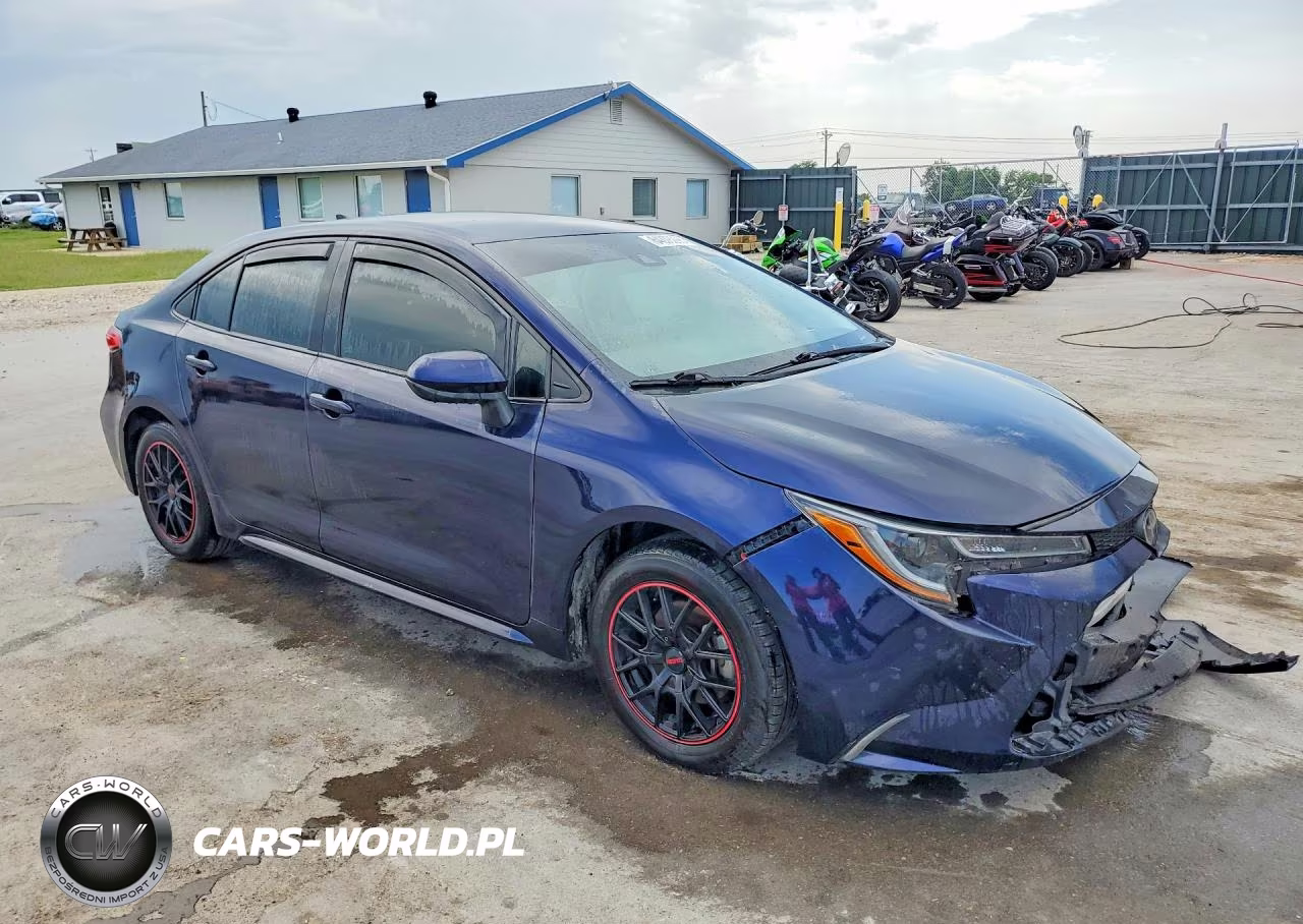 2022 Toyota Corolla Le VIN:5YFEPMAE5NP373616 - 4